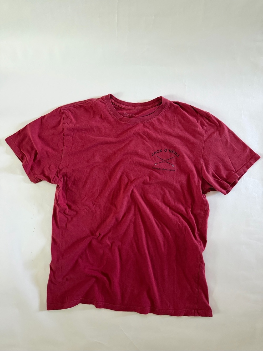 O'Neill Men's Short Sleeve Crew Tee in Deep Red